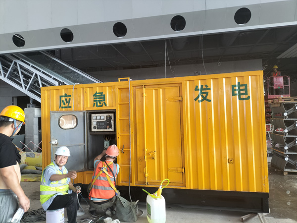 亭湖怎样判断空气滤清器是否需要更换？