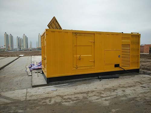 亭湖合同中关于乙方责任导致工期延误的赔偿标准应该如何制定?